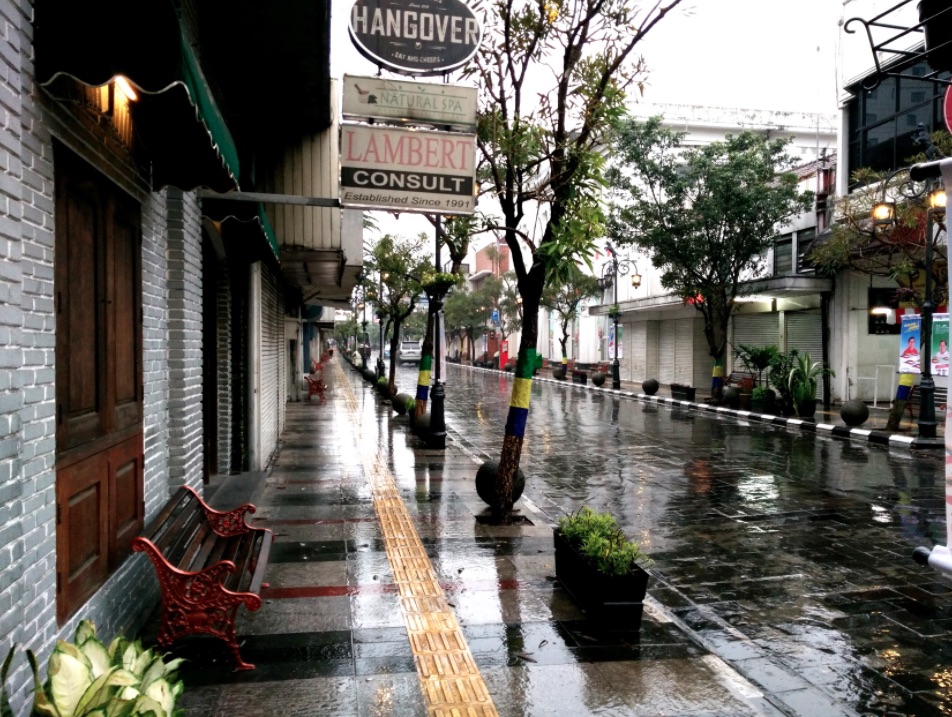 7 Tempat Wisata Bandung Saat Musim Hujan Ini Cocok Banget ...