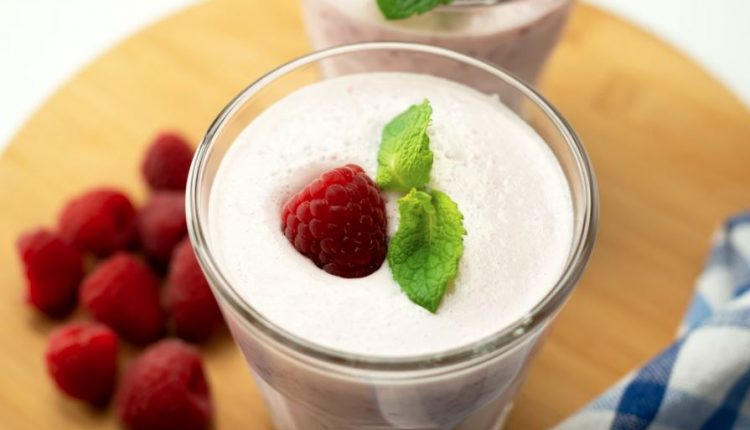 rekomendasi makanan anti omicron yoghurt